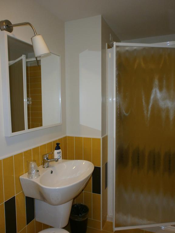 Tarzo Albergo Ristorante Ai Pini חדר תמונה