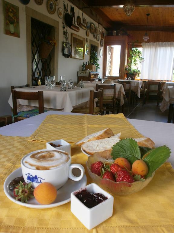 Tarzo Albergo Ristorante Ai Pini מראה חיצוני תמונה