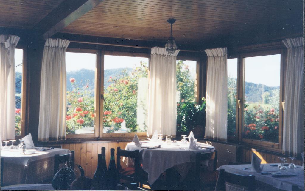 Tarzo Albergo Ristorante Ai Pini מראה חיצוני תמונה